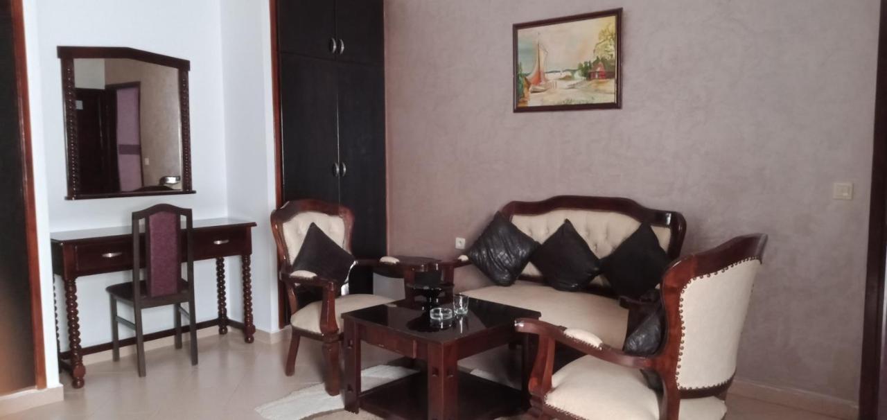 Hotel Cote D'Or M'dik Kültér fotó